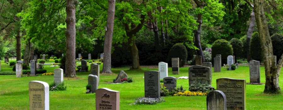 a scene of a graveyard with numerous tombstones. Some are new and some are aged. This photo is on www.becomingstoic.net in a post called "We All Die".